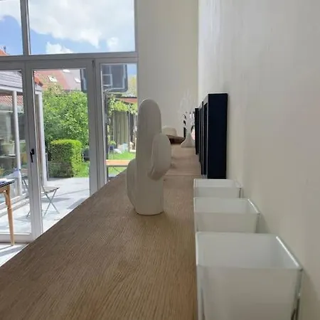 Holiday home Burgerwoning Bij